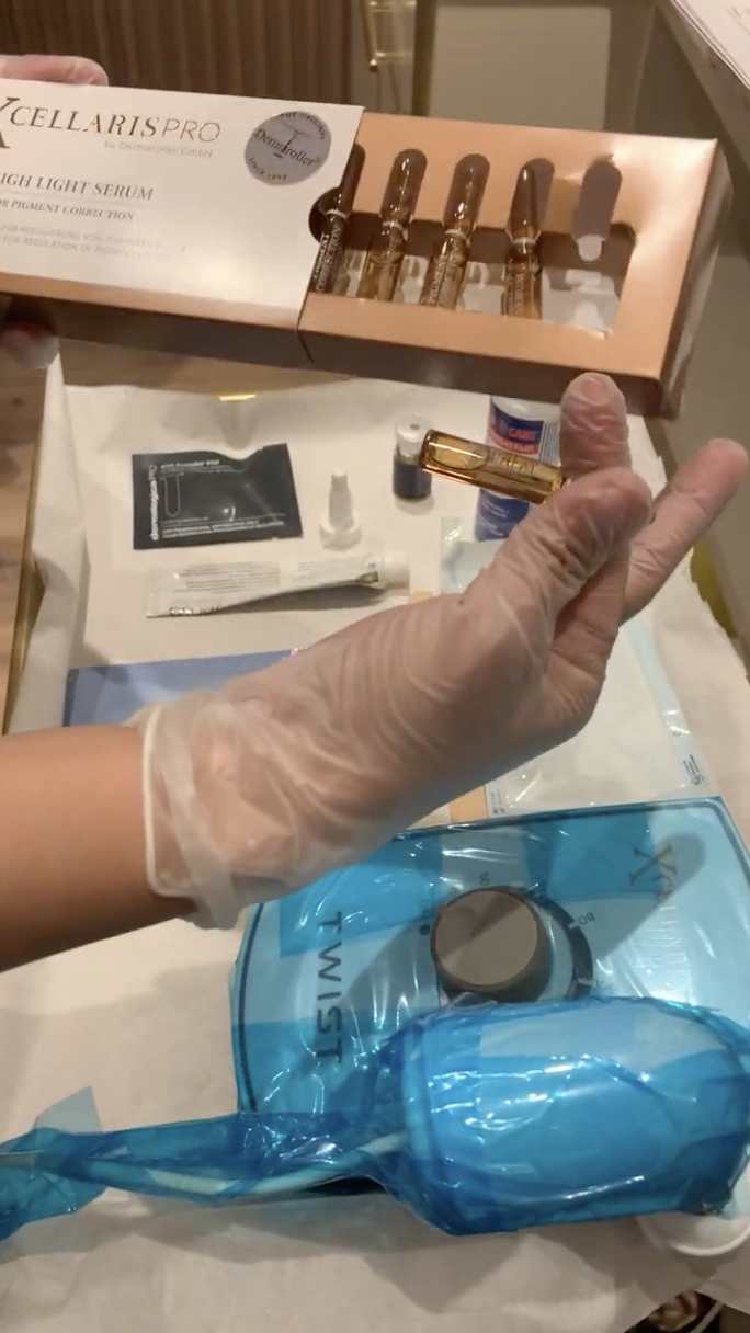 Microneedling device in use